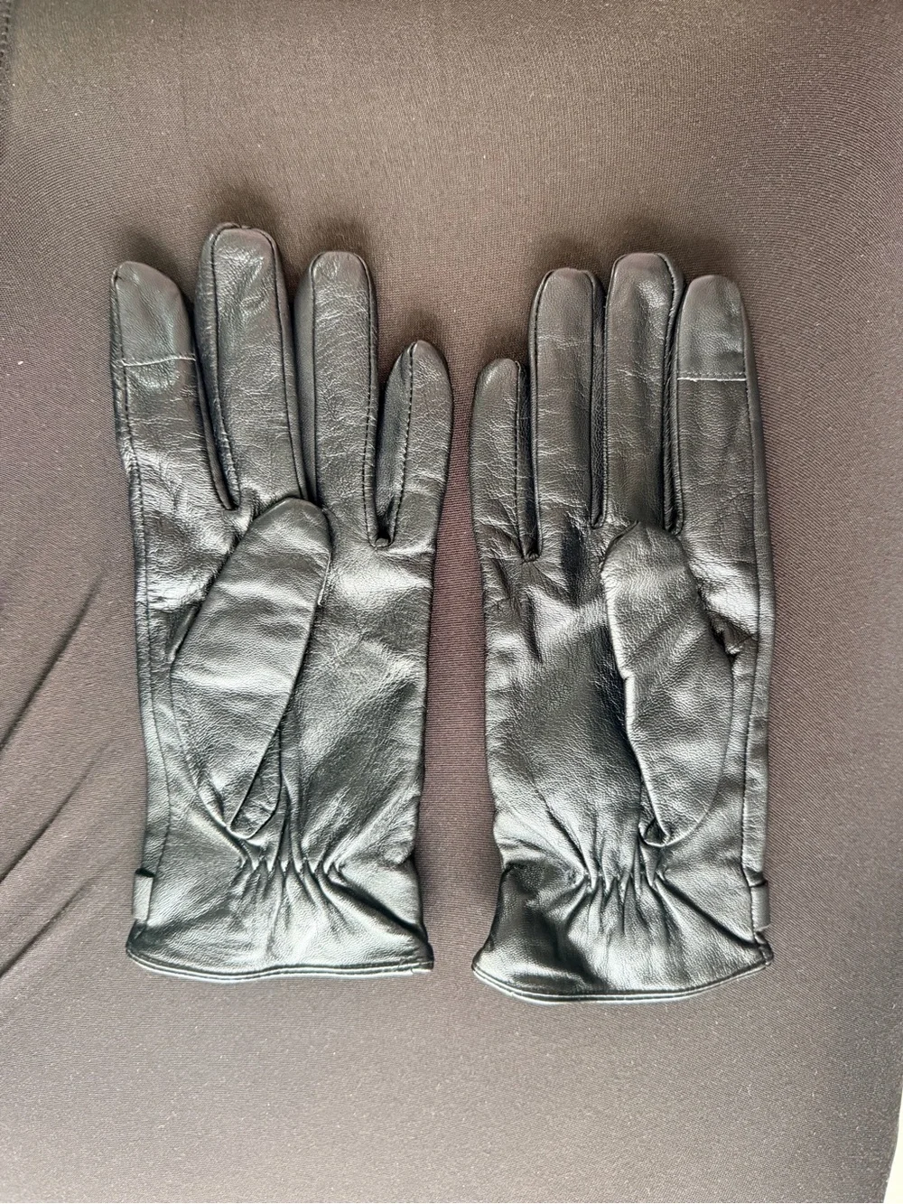Michael Kors Black Leather Logo-Accent Gloves